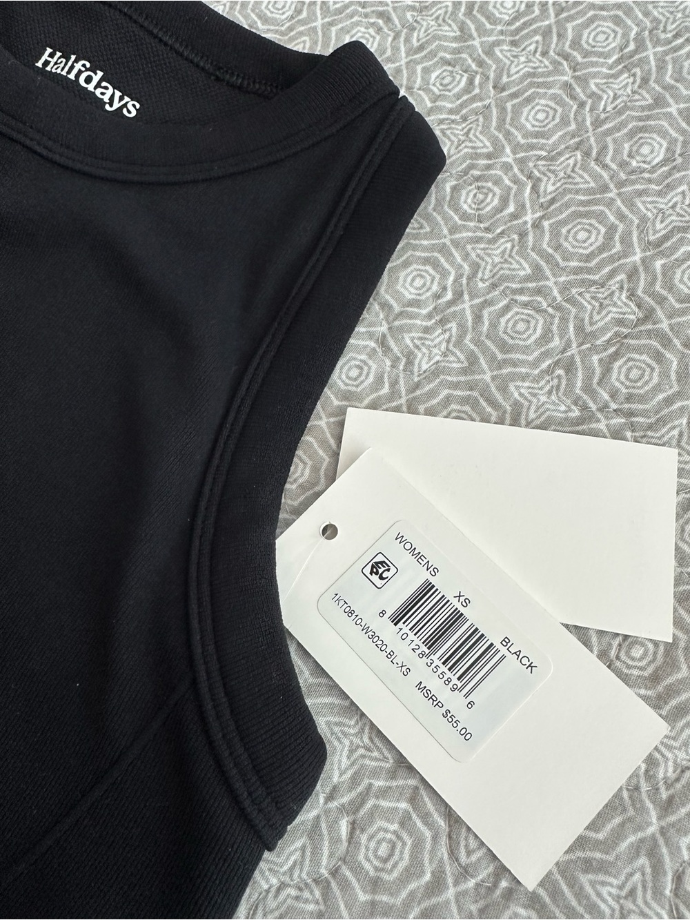 Black High-Neck Ribbed Tank Crop Top - Picture 5 of 9